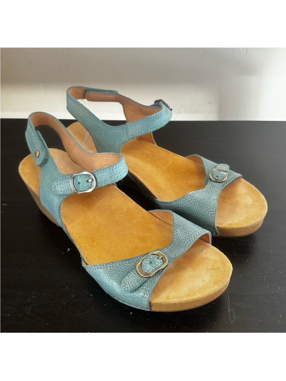 Dansko Tricia Sandals in Lagoon Blue Milled Burnished Leather Size 41 Clogs